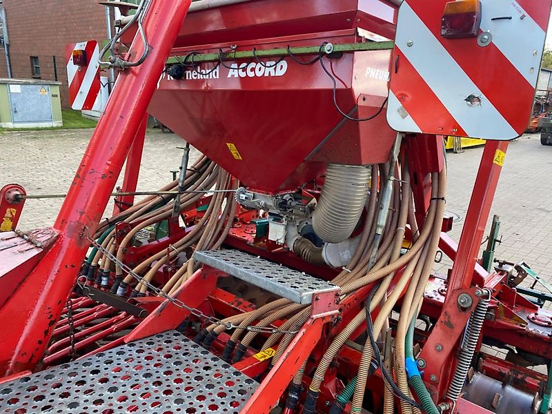 Kverneland Accord NG 16/300 DA-S