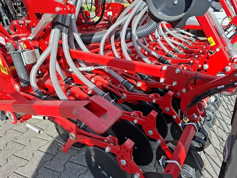 Kverneland E-Drill mit S-Serie Kreiselegge