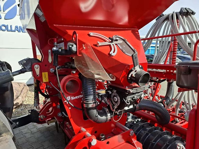 Kverneland E-Drill mit S-Serie Kreiselegge