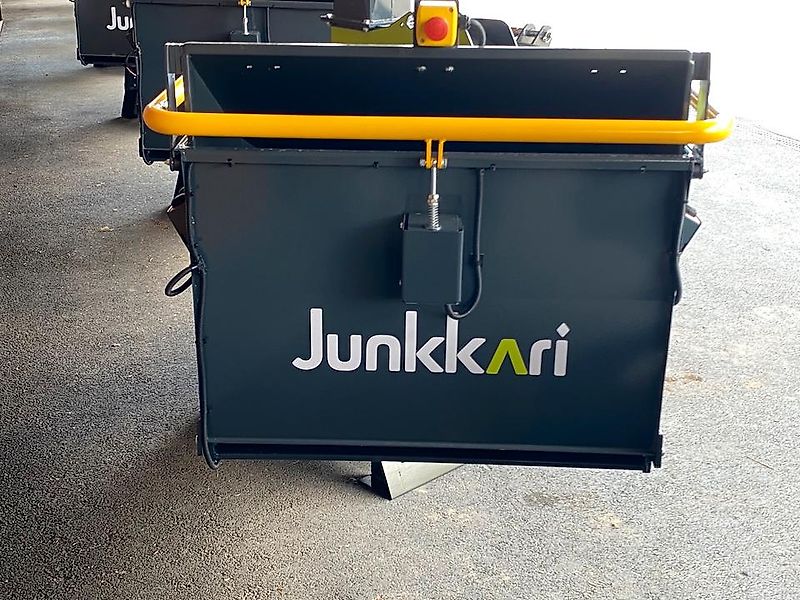 Junkkari Holzschredder Holzhäcksler Holzhacker Buschholzhacker