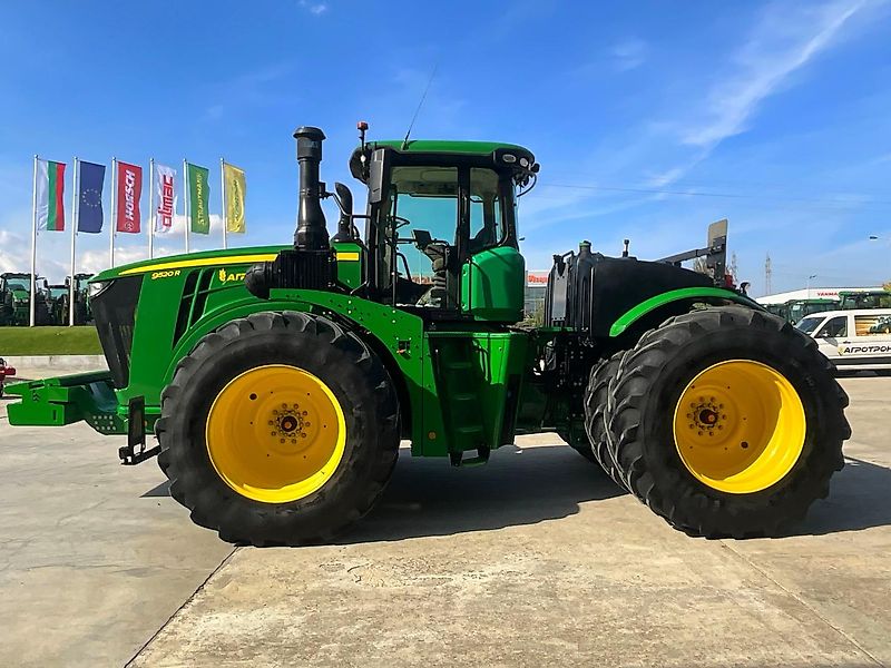 John Deere 9520R