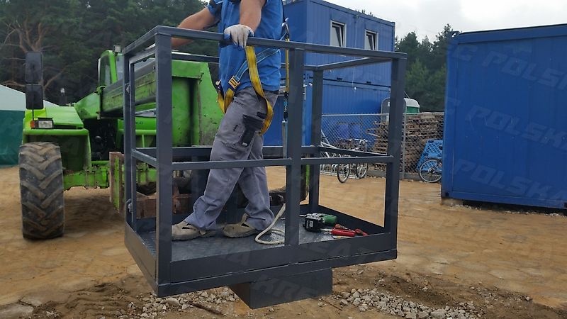 KREATEC Arbeitskorb, Arbeitsbühne mit Riffelblech 1,2 bis 6,0 m Breite