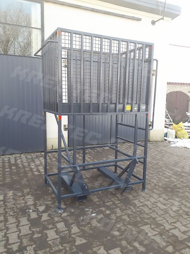 KREATEC Arbeitskorb, Arbeitsbühne mit Riffelblech 1,2 bis 6,0 m Breite