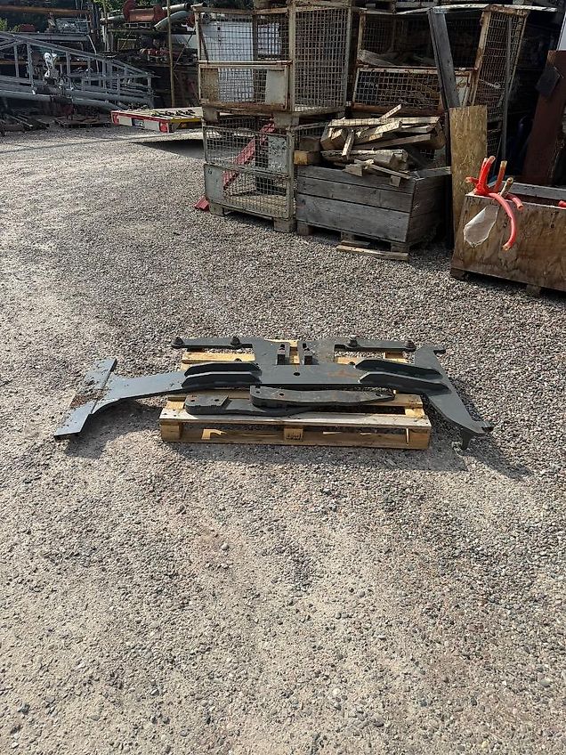 Massey Ferguson Unterzug für 8er Serie, war vorher an einem 8732 verbaut