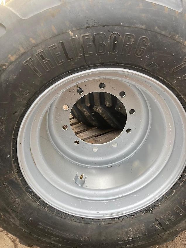 Trelleborg SET 4 St Trelleborg Niederdruckbereifung 60-70% ohne Beschädigungen