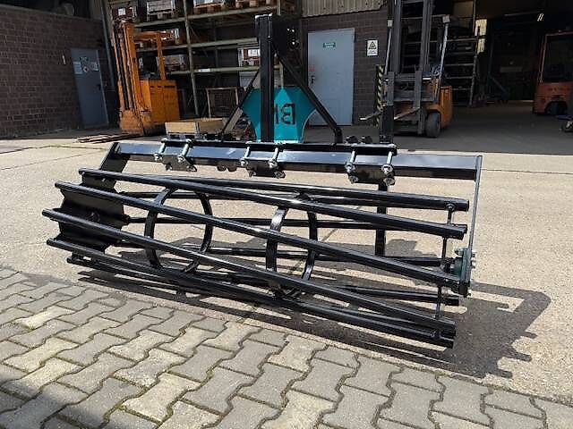 BM Maschinenbau Rohrstabpacker 2m zum Stroh einplanen vor der Presse