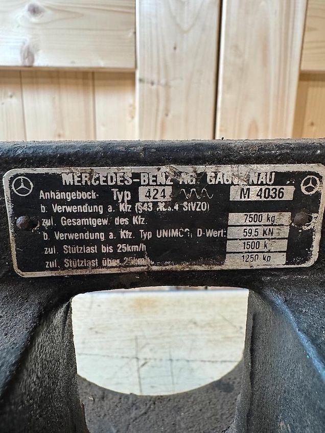 Unimog Träger Zugmaul Halterung Oberlenkerhalter 424 427