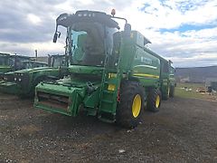 John Deere W650