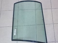 Massey Ferguson SZYBA BOCZNA 6000 8000 LEWA 3902130M1