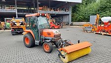 Kubota STV32