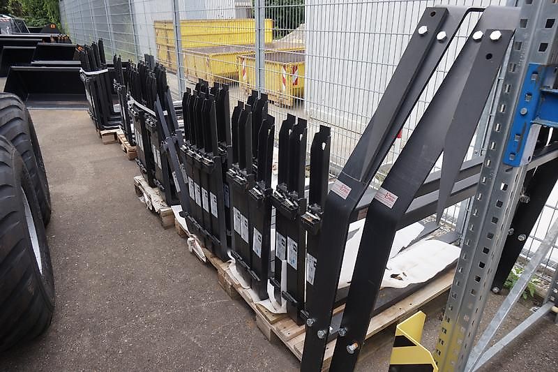 Weidemann Leichtgutschaufel, Krokodilgebiss, Palettengabel