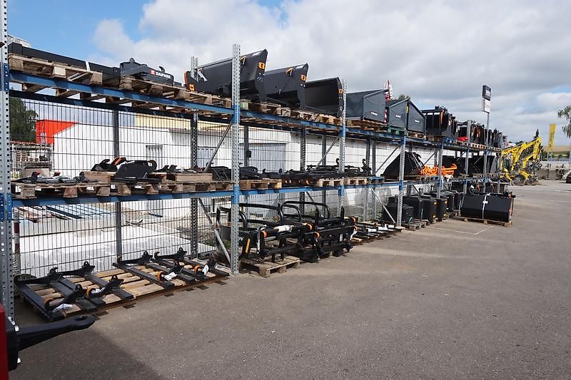 Weidemann Leichtgutschaufel, Krokodilgebiss, Palettengabel