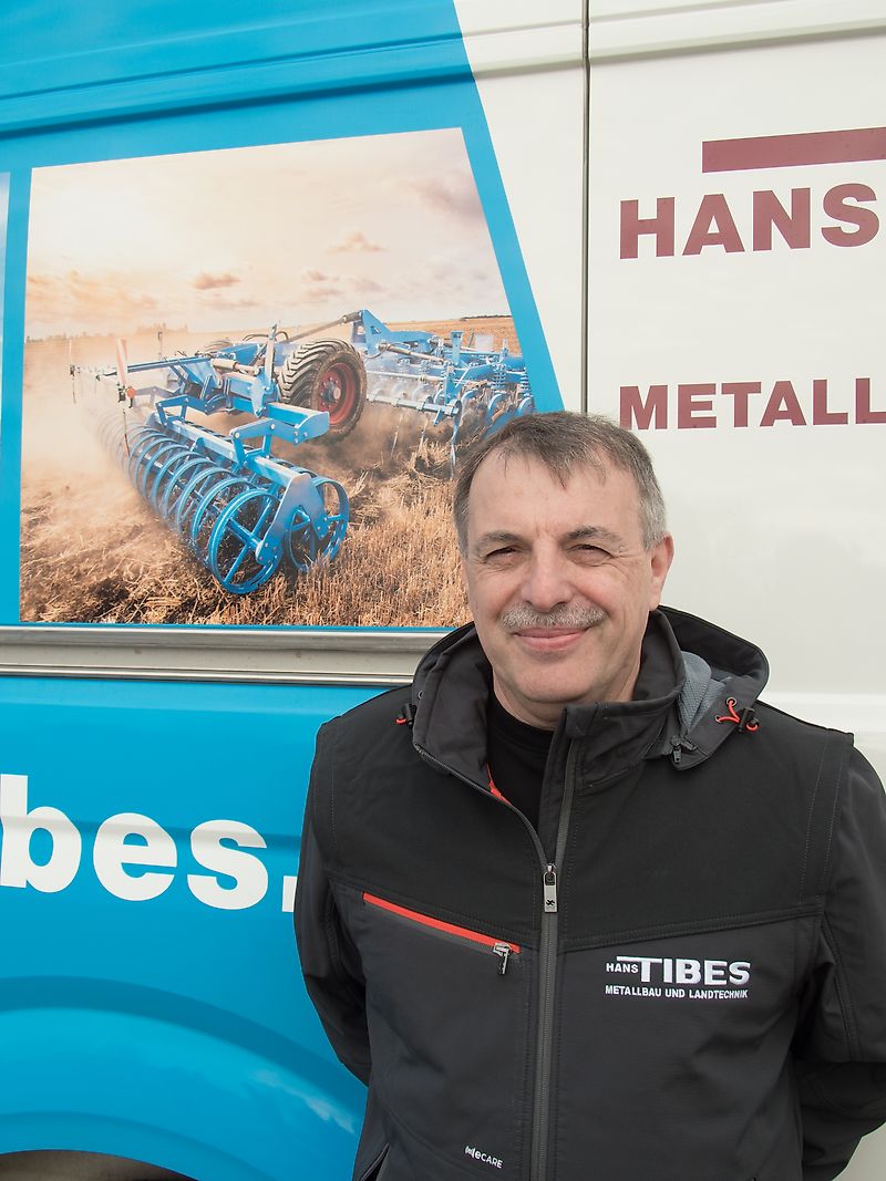 Лице за контакти Г-н Heinz Bender