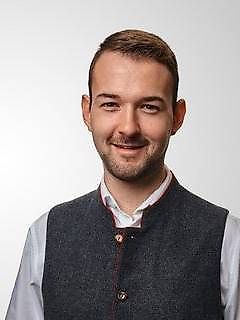 Лице за контакти Г-н Clemens Leimer