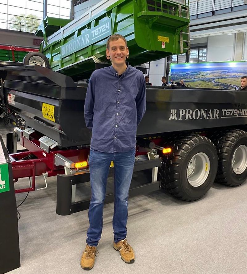 Лице за контакти Г-н Melf Albrecht