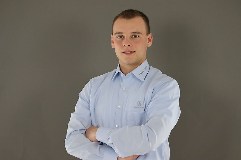 Лице за контакти Г-н Max Hepping