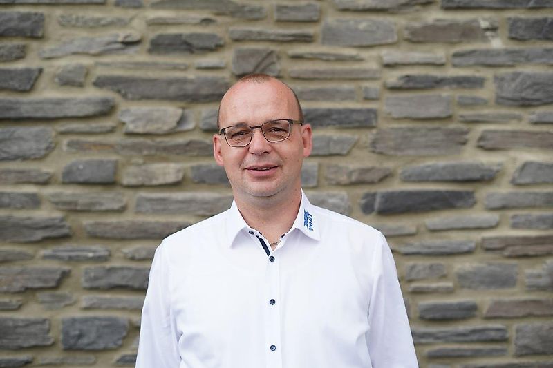 Лице за контакти Г-н Markus Krähling