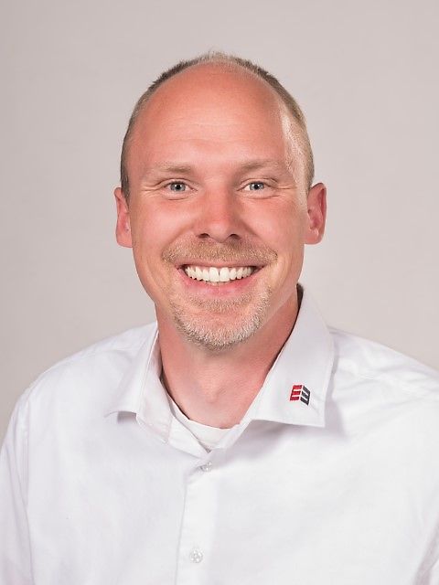 Лице за контакти Г-н Norman Tietz